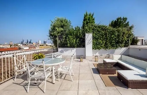 Panoramic Luxury Penthouse 6 People Apartamento Milão 0*,